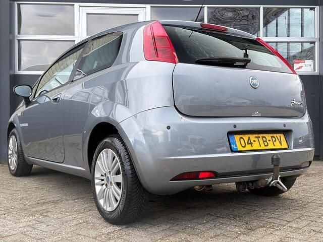 Occasion Fiat Grande Punto 78 PK (57 kW) 2006 Grijs (metallic) Hatchback