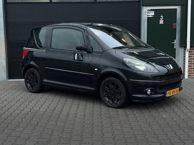 Occasion Peugeot 1007 109 PK (80 kW) 2005 Zwart MPV