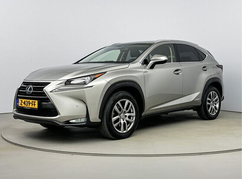Grijs Gebruikt 2016 Lexus NX300h Luxury Line SUV | € 22.800 (Super prijs) - Afbeelding 1/4