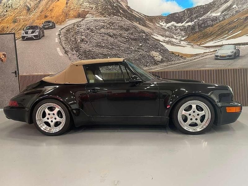 Zwart Gebruikt 1994 Porsche 964 Cabriolet | € 149.950 - Afbeelding 1/4