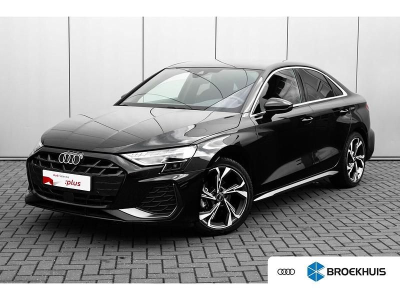 Zwart Occasion 2024 Audi A3 S-Line Sedan | € 32.900 (Goede deal) - Afbeelding 1/4