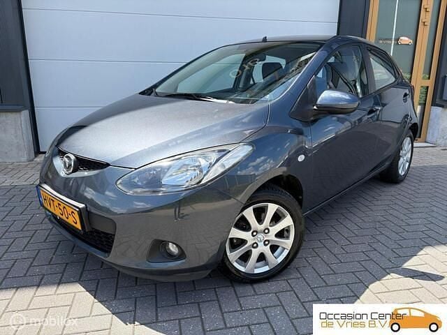 Grijs Gebruikt 2009 Mazda 2 Hatchback | € 4.999 (Goede deal) - Afbeelding 1/4