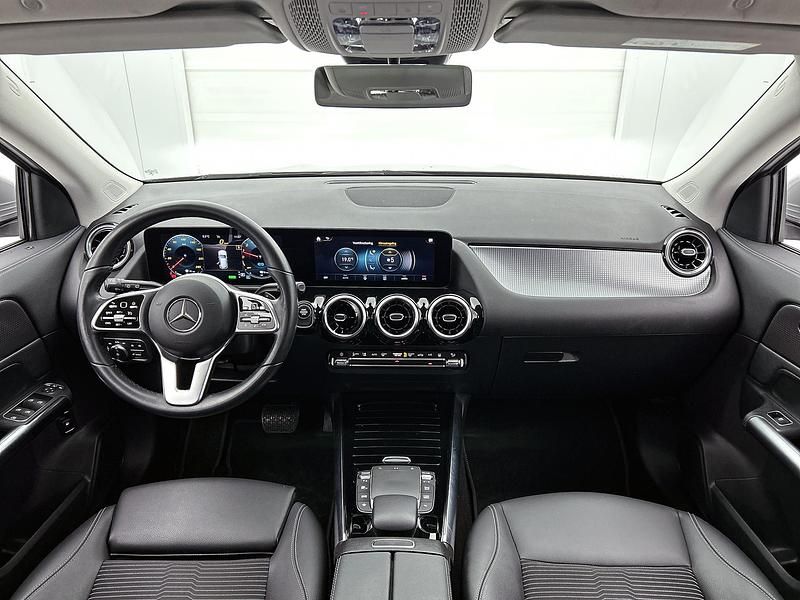 Occasion Mercedes GLA250 Business 2023 Grijs SUV