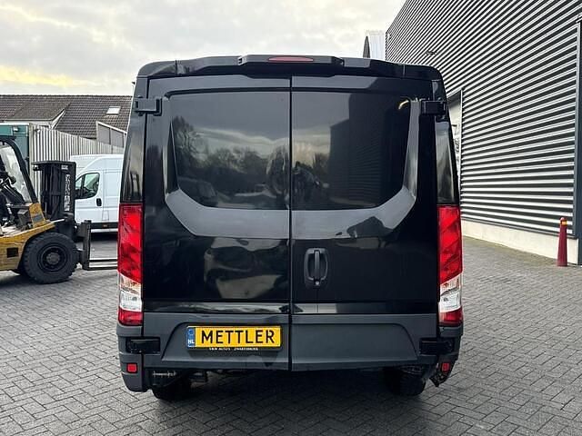 Occasion Iveco Daily 127 PK (93 kW) 2016 Overige Van