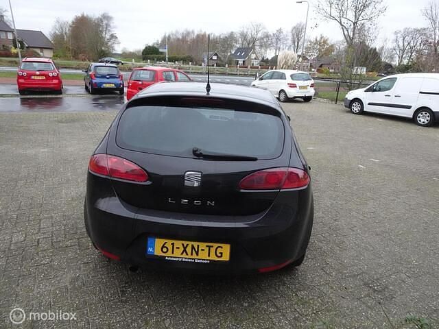 Occasion Seat Leon 102 PK (75 kW) 2007 Zwart Hatchback