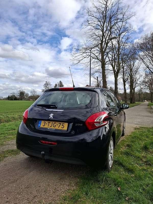 Occasion Peugeot 208 82 PK (60 kW) 2013 Zwart Hatchback