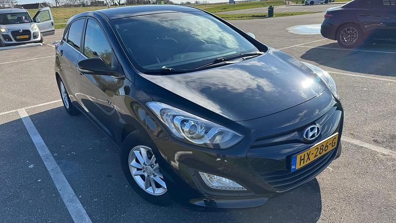 Occasion Hyundai i30 135 PK (99 kW) 2016 Zwart Hatchback