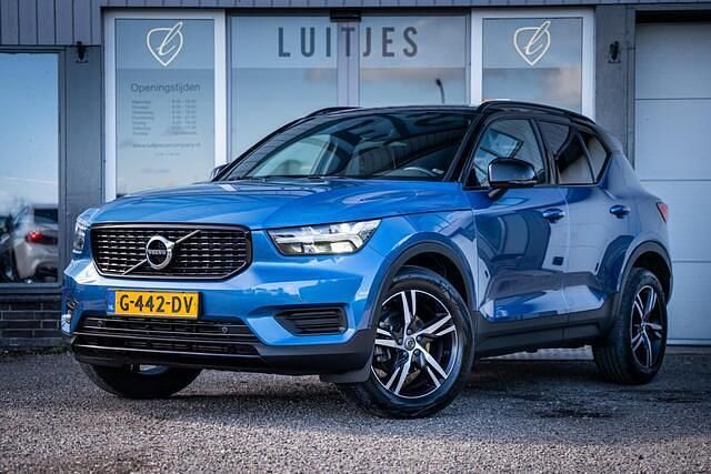 Blauw Gebruikt 2019 Volvo XC40 R-Design SUV | € 28.400 (Eerlijke prijs) - Afbeelding 1/4