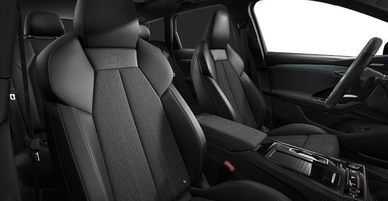 Occasion Audi Q6 e-tron Performance 239 kW (326 PK) 2025 Zwart SUV