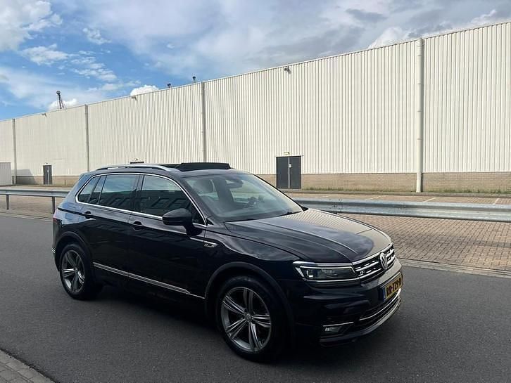 Gebruikt 2018 VW Tiguan Comfortline SUV | € 22.950 (Iets duurder) - Afbeelding 1/4