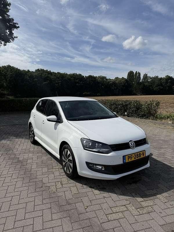Wit Gebruikt 2017 VW Polo Edition Hatchback | € 8.250 (Super prijs) - Afbeelding 1/4