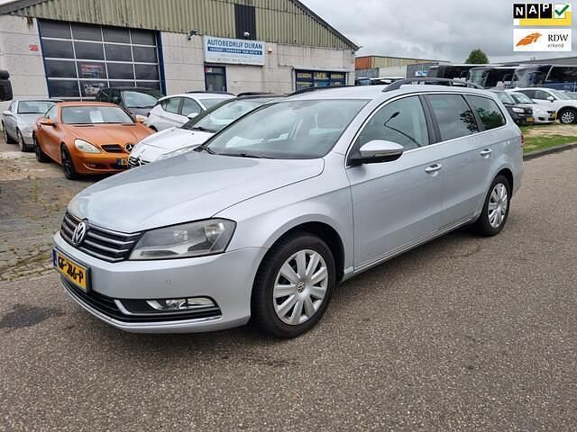 Grijs Gebruikt 2012 VW Passat Stationwagen | € 3.999 (Goede deal) - Afbeelding 1/4