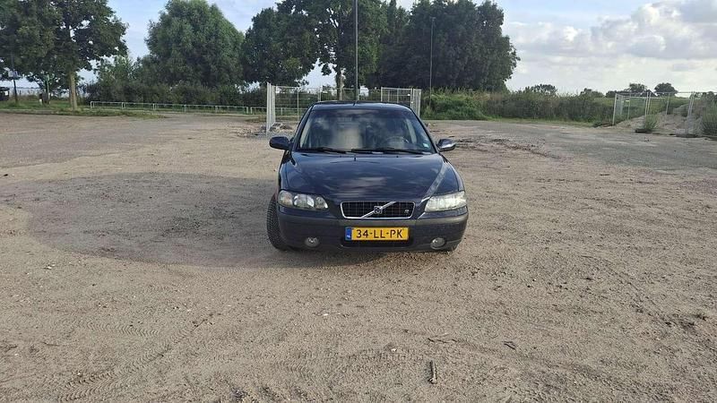 Blauw Gebruikt 2003 Volvo S60 Sedan | € 1.950 (Goede deal) - Afbeelding 1/4