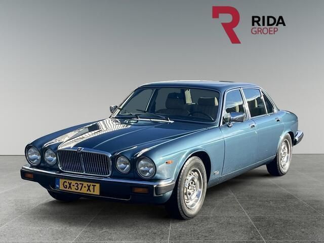 Blauw Gebruikt 1981 Jaguar XJ Sedan | € 14.950 - Afbeelding 1/4