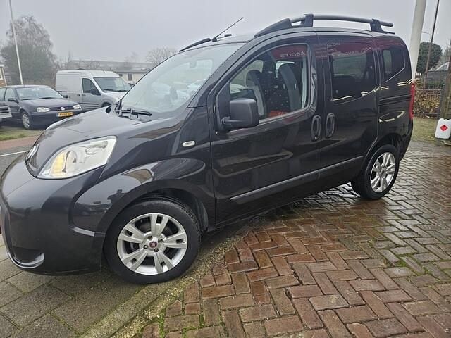 Zwart Occasion 2013 Fiat Qubo Dynamic MPV | € 5.950 (Eerlijke prijs) - Afbeelding 1/4