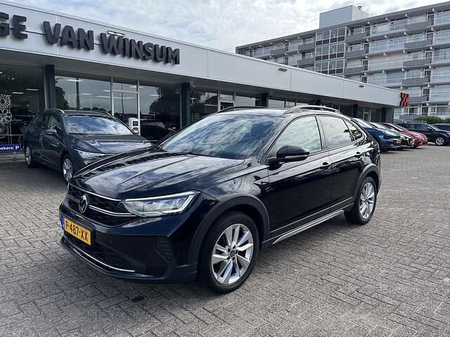 Zwart Gebruikt 2022 VW Taigo Life SUV | € 22.950 (Eerlijke prijs) - Afbeelding 1/4