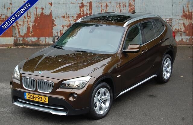 Bruin Gebruikt 2009 BMW X1 SUV | € 14.950 (Duur) - Afbeelding 1/4