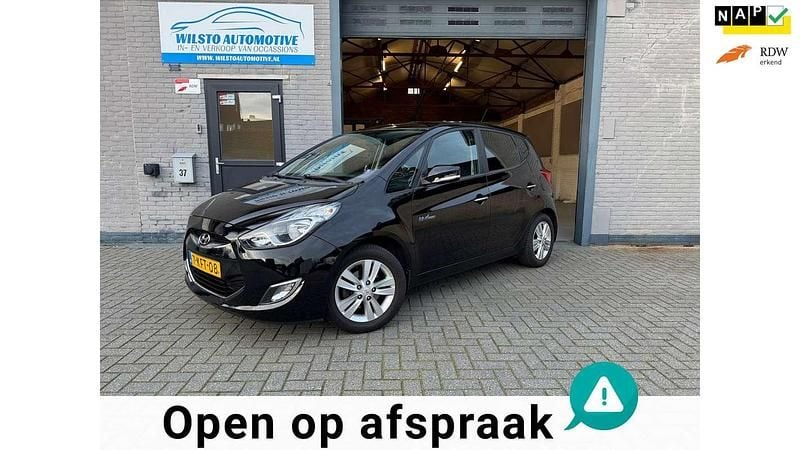 Zwart Occasion 2013 Hyundai ix20 Hatchback | € 7.499 (Eerlijke prijs) - Afbeelding 1/4