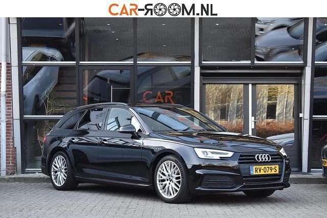 Occasion Audi A4 Black Edition 190 PK (139 kW) 2018 Zwart (metallic) Stationwagen