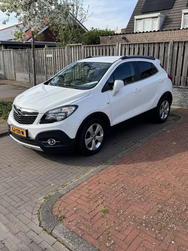 Wit Gebruikt 2015 Opel Mokka Cosmo SUV | € 11.000 (Goede deal) - Afbeelding 1/4