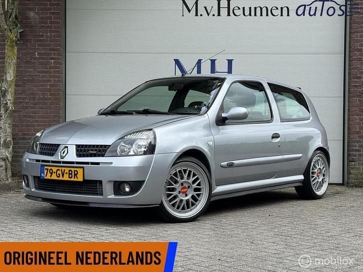 Gebruikt 2001 Renault Clio II R.S. | € 5.995 (Goede deal) - Afbeelding 1/1