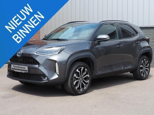Grijs Gebruikt 2024 Toyota Yaris Cross SUV | € 29.850 (Eerlijke prijs) - Afbeelding 1/4