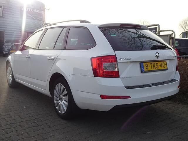 Occasion Skoda Octavia Ambition 105 PK (77 kW) 2014 Wit Hatchback