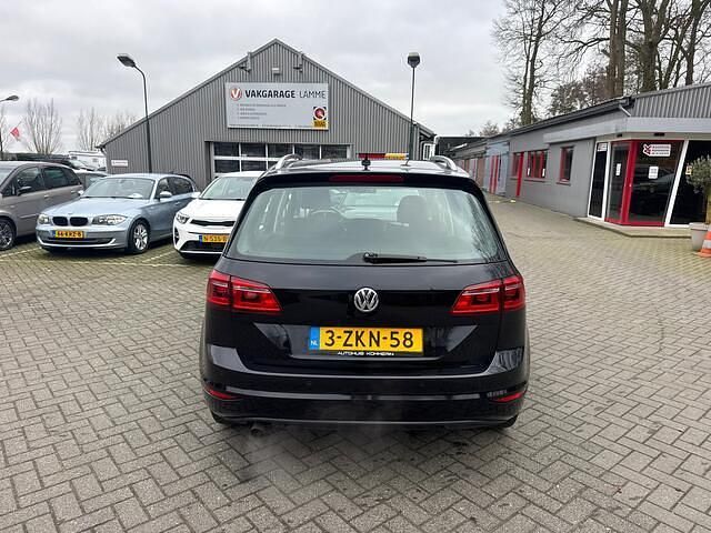 Occasion VW Golf Sportsvan Highline 110 PK (80 kW) 2015 Zwart (metallic) MPV