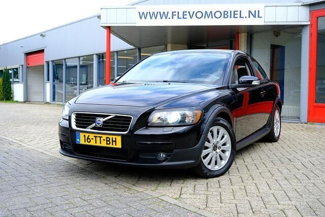 Zwart Gebruikt 2007 Volvo C30 Summum Hatchback | € 7.750 (Eerlijke prijs) - Afbeelding 1/4