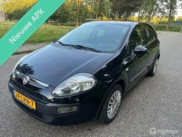 Zwart Gebruikt 2010 Fiat Punto Evo Active Hatchback | € 1.850 (Goede deal) - Afbeelding 1/4