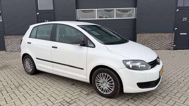 Wit Occasion 2012 VW Golf Plus Cross Trendline MPV | € 2.499 (Super prijs) - Afbeelding 1/4