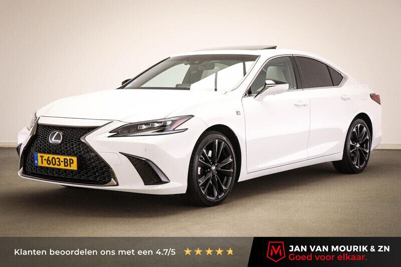 Wit Gebruikt 2023 Lexus ES300H Sport Line Sedan | € 47.095 - Afbeelding 1/4