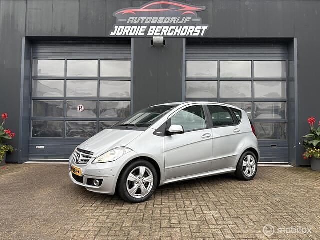 Grijs Gebruikt 2012 Mercedes A160 Avantgarde MPV | € 9.750 (Eerlijke prijs) - Afbeelding 1/4