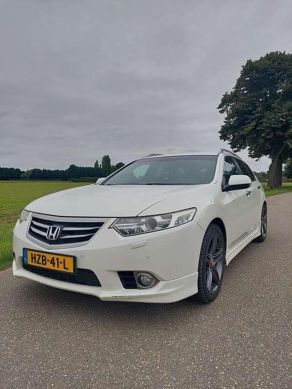 Wit Gebruikt 2012 Honda Accord Type S Stationwagen | € 8.750 - Afbeelding 1/4