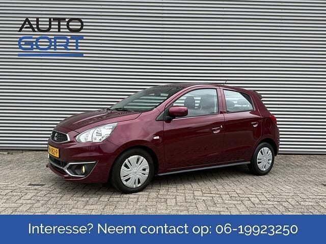 Paars Occasion 2017 Mitsubishi Space Star Hatchback | € 6.750 (Eerlijke prijs) - Afbeelding 1/4