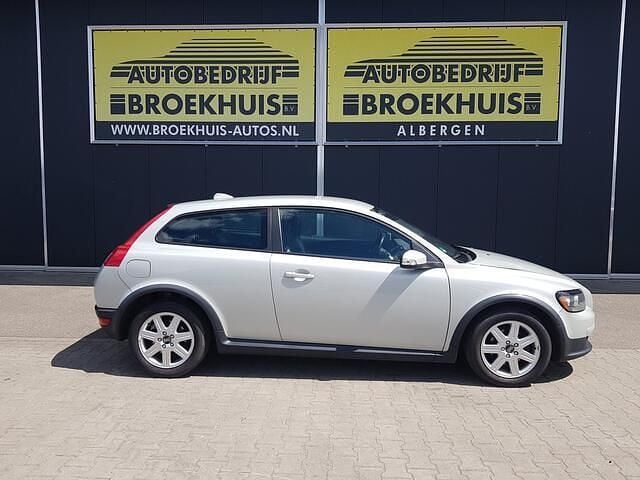 Occasion Volvo C30 Momentum 144 PK (105 kW) 2007 Wit Hatchback