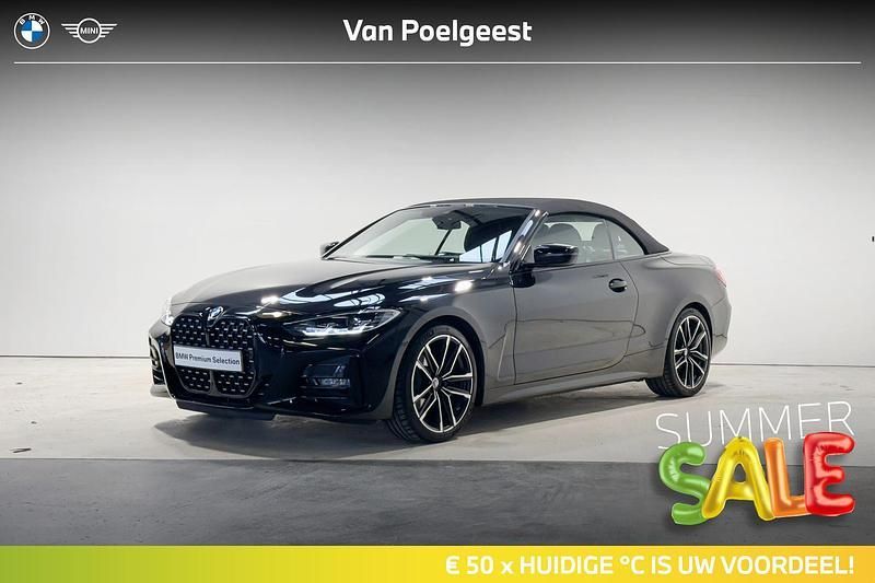 Saphirschwarz metallic (zwart metallic) Gebruikt 2023 BMW 420 Executive Cabriolet | € 58.895 (Iets duurder) - Afbeelding 1/4