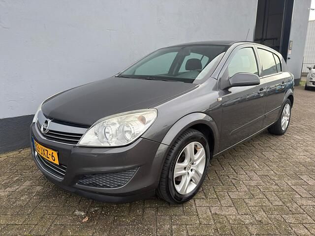 Occasion Opel Astra Edition 116 PK (85 kW) 2009 Grijs Hatchback