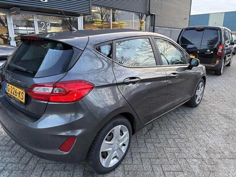 Occasion Ford Fiesta Trend 84 PK (61 kW) 2019 Grijs Hatchback