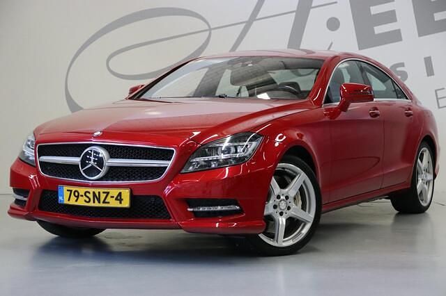 Rood Gebruikt 2011 Mercedes CLS500 Sedan | € 23.950 - Afbeelding 1/4