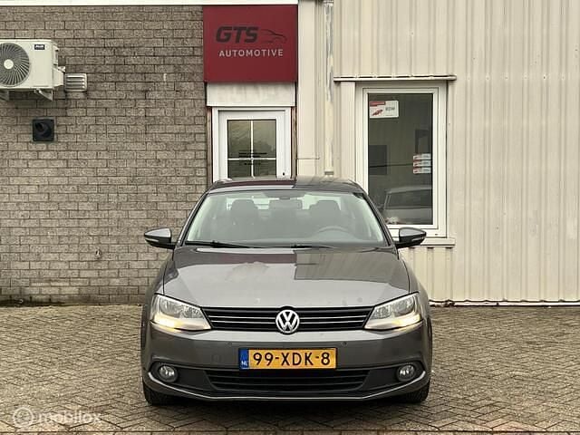 Occasion VW Jetta Comfortline 105 PK (77 kW) 2012 Grijs (metallic) Sedan