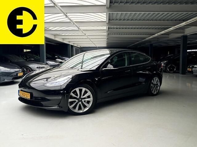 Zwart Gebruikt 2020 Tesla Model 3 Long Range AWD Sedan | € 19.950 (Goede deal) - Afbeelding 1/3