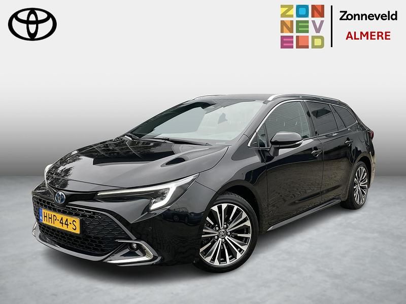 Occasion Toyota Corolla Hybrid 2025 Zwart Stationwagen
