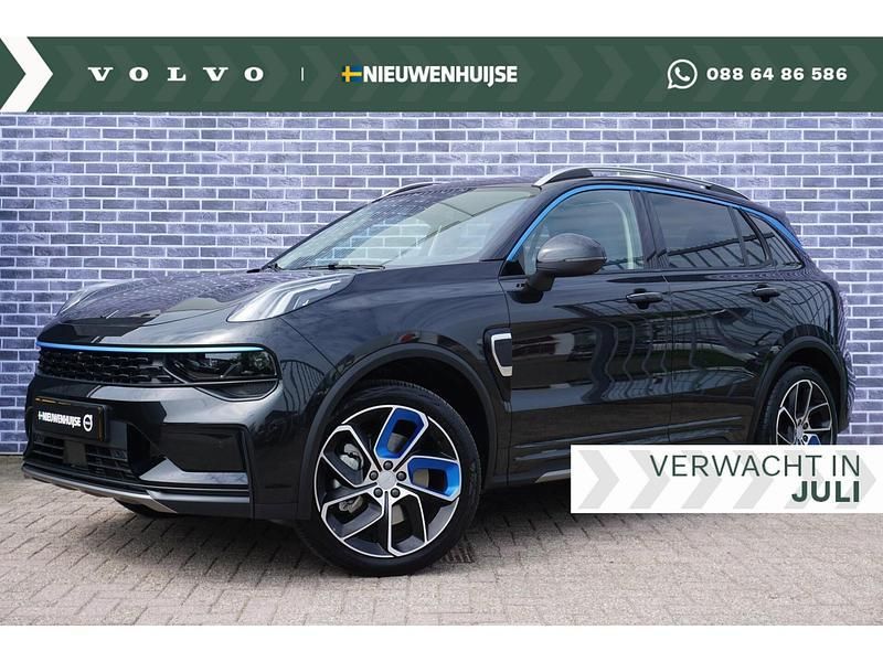 Zwart Gebruikt 2024 Lynk & Co 01 SUV | € 33.899 (Iets duurder) - Afbeelding 1/3