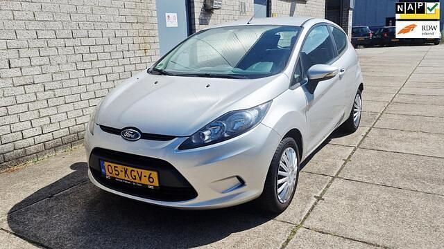 Grijs Gebruikt 2009 Ford Fiesta Limited Hatchback | € 2.750 (Eerlijke prijs) - Afbeelding 1/4