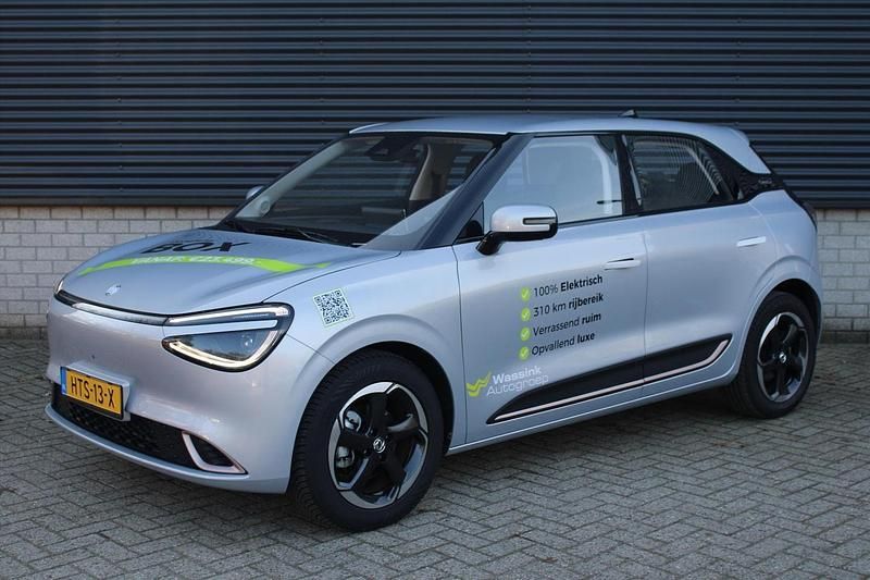 Grijs (metallic) Occasion 2025 DongFeng Box Hatchback | € 21.940 - Afbeelding 1/4