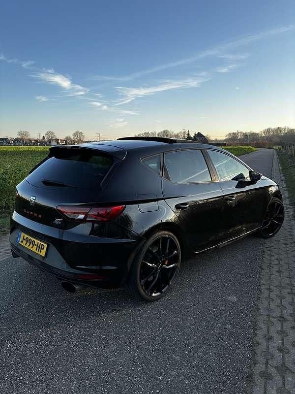 Occasion Seat Leon CUPRA 280 PK (205 kW) 2015 Zwart Hatchback