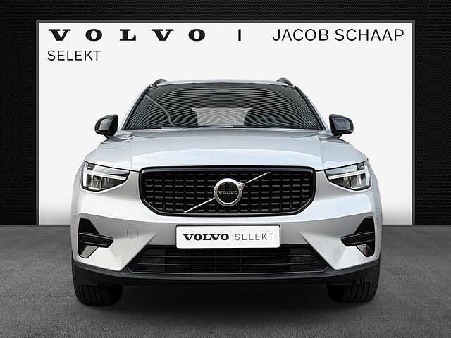 Occasion Volvo XC40 Plus 199 PK (146 kW) 2024 Grijs SUV