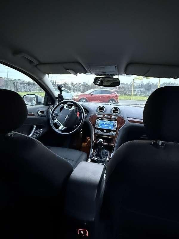 Occasion Ford Mondeo Ghia 145 PK (106 kW) 2008 Grijs Hatchback