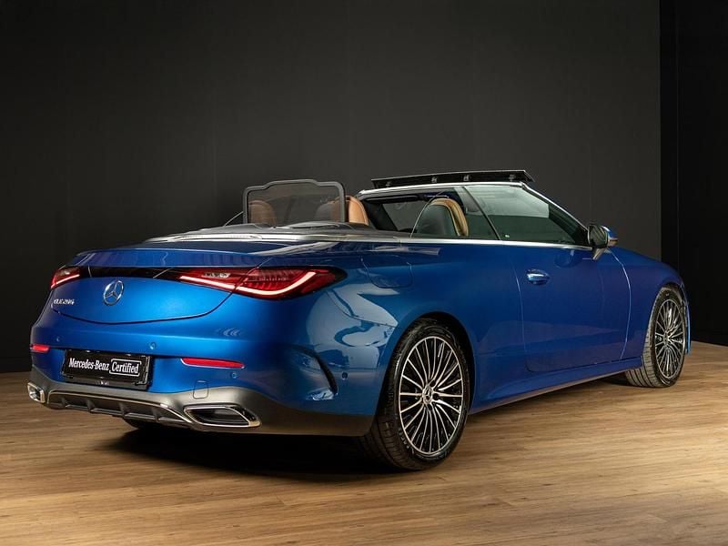 Occasion Mercedes CLE200 AMG line 204 PK (150 kW) 2024 Blauw Cabriolet